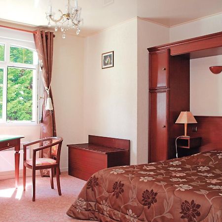 Logis Hotel & Restaurant - Le Chateau Des Tourelles 3 Etoiles Le Wast Zewnętrze zdjęcie