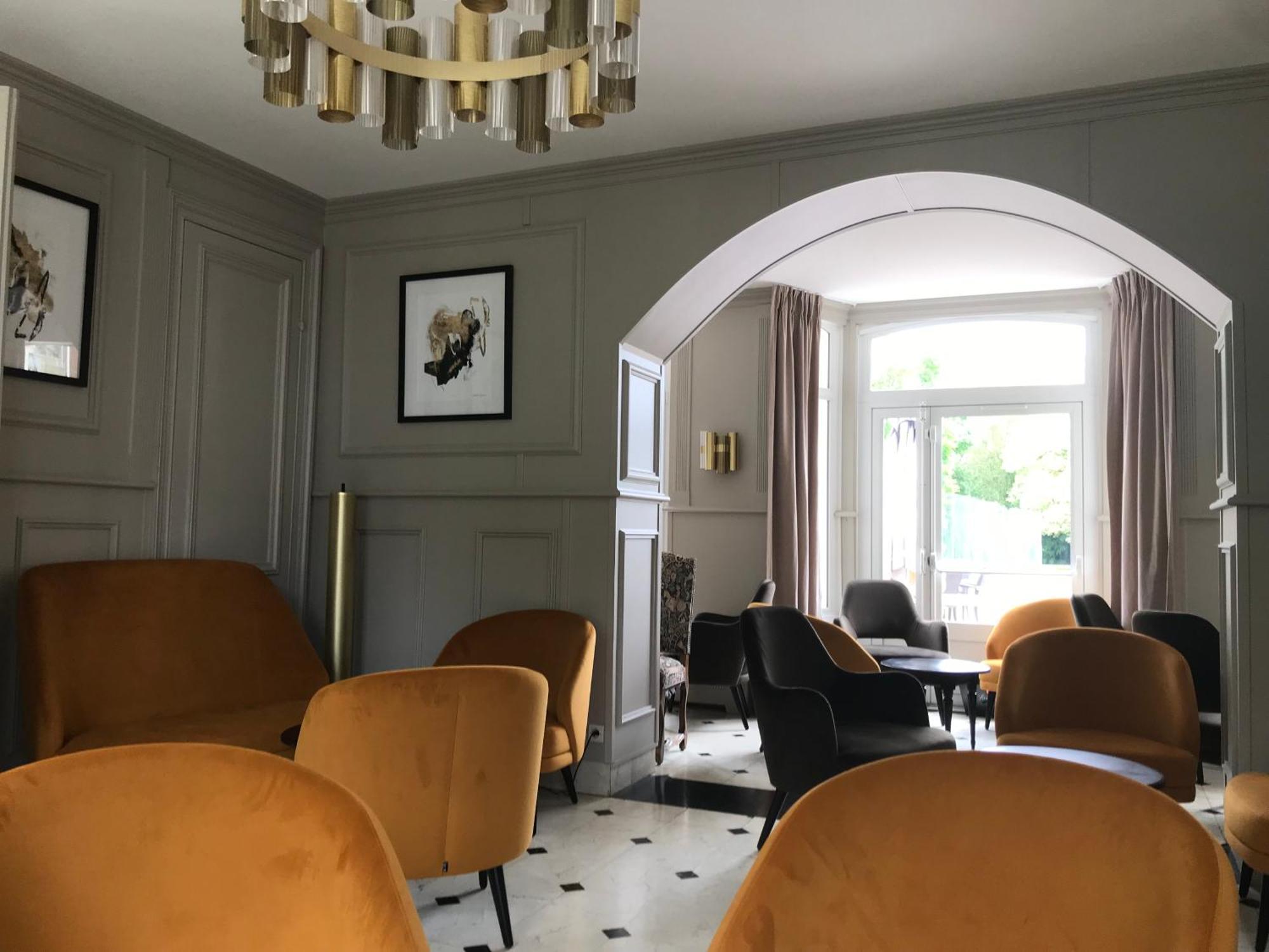 Logis Hotel & Restaurant - Le Chateau Des Tourelles 3 Etoiles Le Wast Zewnętrze zdjęcie