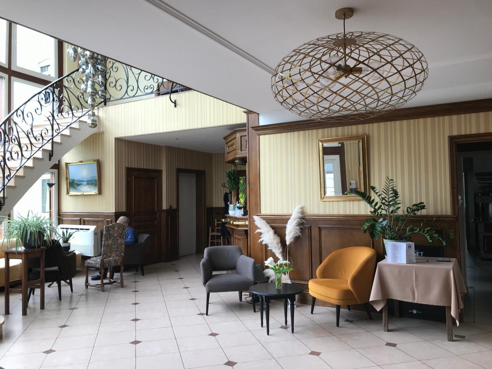 Logis Hotel & Restaurant - Le Chateau Des Tourelles 3 Etoiles Le Wast Zewnętrze zdjęcie